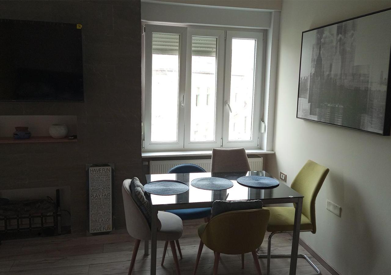 Angela Studio Apartments ซาเกร็บ ภายนอก รูปภาพ